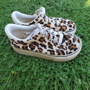 Leopard print chunky sneakers